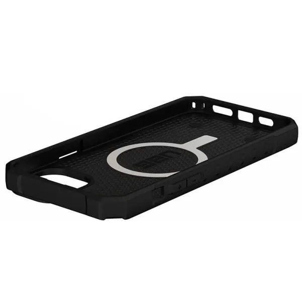 Ударопрочный чехол UAG Pathfinder with MagSafe Camo для Apple iPhone 14 Plus / 15 Plus (6.7") — Серый — фото 4