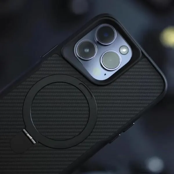 TPU+PC чохол Metal Buttons with Magnetic Fit Carbon Ring для Apple iPhone 16 Pro (6.3") — Чорний — фото 4