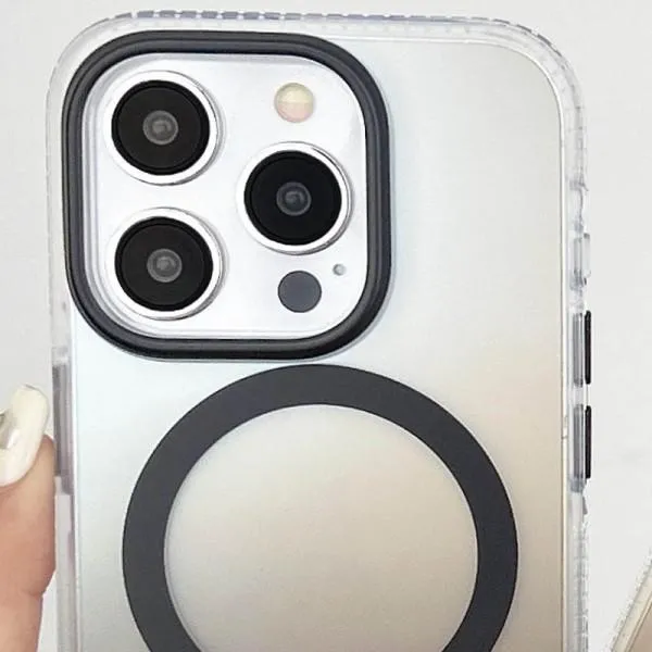 Чохол TPU+PC Phantom with Magnetic Fit для Apple iPhone 16 Pro (6.3") — Чорний — фото 3 Чохол TPU+PC Phantom with Magnetic Fit для Apple iPhone 16 Pro (6.3") — Чорний — фото 3