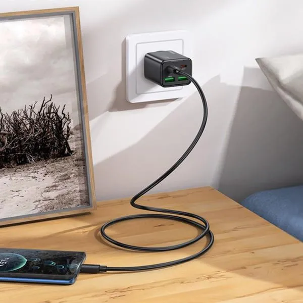 СЗУ Hoco N55 Fundador PD20W+QC3.0 (2USB-A/2C) + кабель Type-C to Type-C — Черный — фото 5