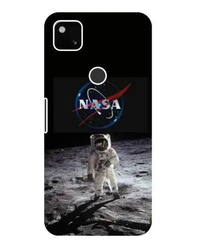 Чехол для Google Pixel 4a с картинкой «Астронавт на Луне»