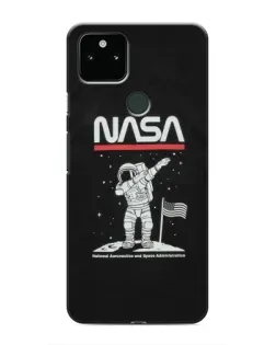 Чохол для Google Pixel 5 з картинкою «NASA — крокуємо по Місяцю»