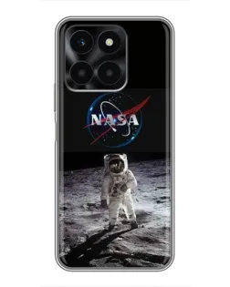 Чехол для Huawei Honor X6a с картинкой «Астронавт на Луне»