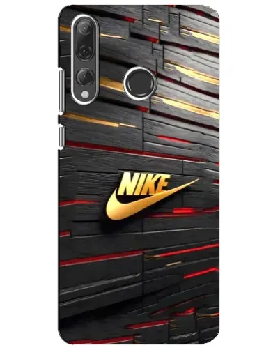 Чехол для Huawei P Smart Plus 2019 с картинкой «Золотой Nike на металле»