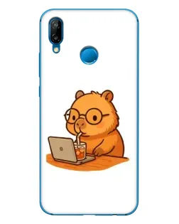 Чехол для Huawei P20 Lite (2019) с картинкой «Капибара с ноутбуком»