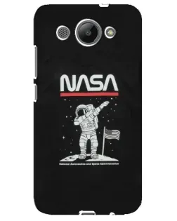 Чехол для Huawei Y3 2017 с картинкой «NASA — шагаем по Луне»