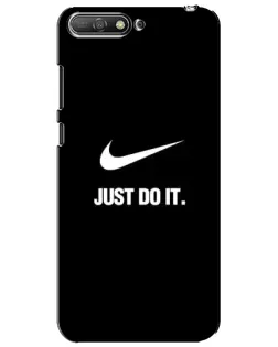 Чехол для Huawei Y6 2018 с картинкой «Классический принт Nike»