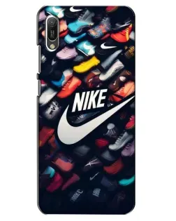 Чехол для Huawei Y6 2019 с картинкой «Коллекция кроссовок Nike»