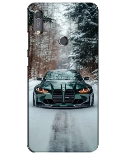 Чехол для Huawei Y6s с картинкой «BMW в зимнем лесу»