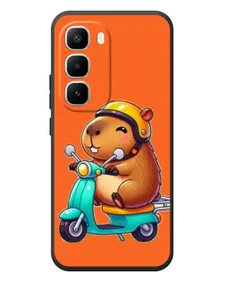 Чехол для Infinix Hot 60 Pro Plus с картинкой «Капибара на скутере»
