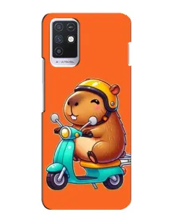 Чехол для Infinix Note 10 с картинкой «Капибара на скутере»