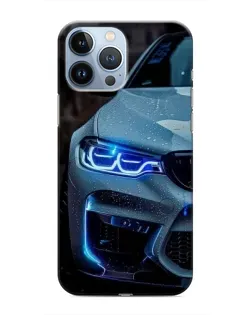 Чехол для iPhone 13 Pro с картинкой «Взгляд BMW с синими фарами»