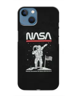 Чохол для iPhone 13 з картинкою «NASA — крокуємо по Місяцю»