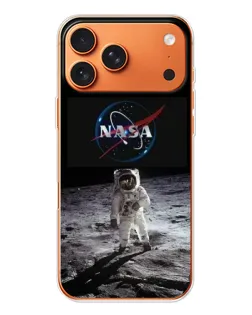 Чехол для iPhone 17 Pro Max с картинкой «Астронавт на Луне»