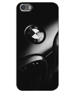 Чехол для iPhone 5 / 5s / SE с картинкой «Эмблема BMW — макро»