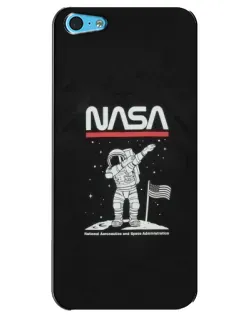 Чохол для iPhone 5c з картинкою «NASA — крокуємо по Місяцю»