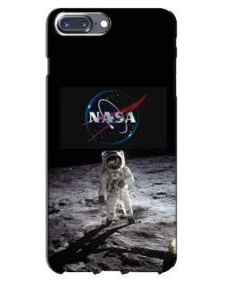 Чохол для iPhone 7 Plus з картинкою «Астронавт на Місяці»