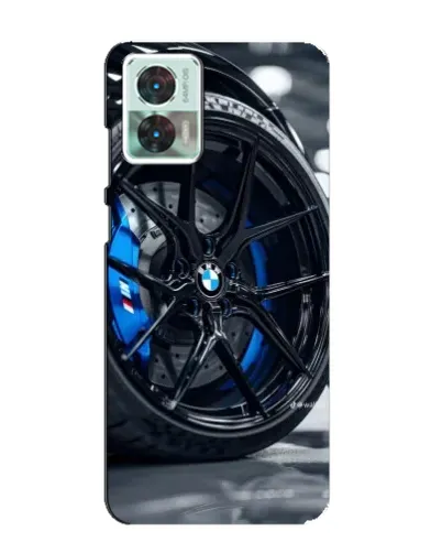 Чехол для Motorola Edge 30 Neo с картинкой «Колесо BMW вблизи»