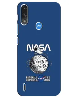 Чехол для Motorola E7 Power с картинкой «NASA — лунная миссия»