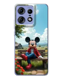 Чехол для Motorola Edge 50 Pro с картинкой «Микки на скамейке»