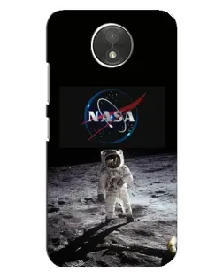 Чехол для Motorola Moto C (XT1750) с картинкой «Астронавт на Луне»