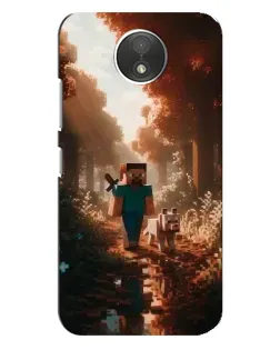 Чехол для Motorola Moto C (XT1750) с картинкой «Стив в лесу»