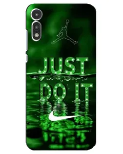 Чехол для Motorola MOTO E 2020 с картинкой «Зеленый неоновый Nike»