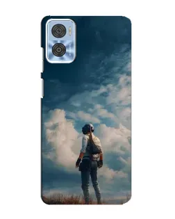 Чехол для Motorola MOTO E22 с картинкой «Герой PUBG на скале»