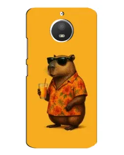 Чехол для Motorola MOTO E4 с картинкой «Капибара на отдыхе»