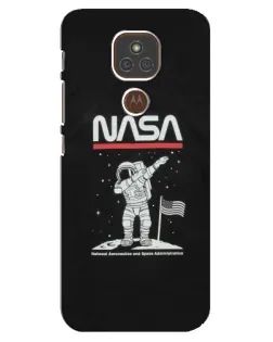 Чехол для Motorola MOTO E7 Plus с картинкой «NASA — шагаем по Луне»