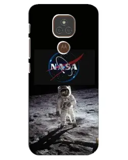 Чехол для Motorola MOTO E7 Plus с картинкой «Астронавт на Луне»