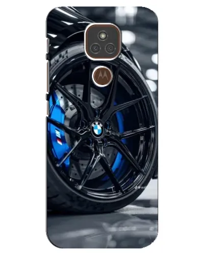 Чехол для Motorola MOTO E7 Plus с картинкой «Колесо BMW вблизи»