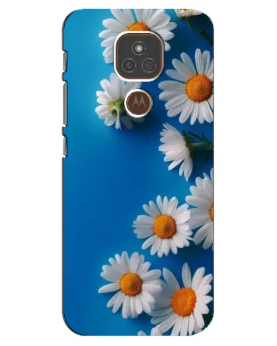 Чехол для Motorola MOTO E7 Plus с картинкой «Белоснежные маргаритки»