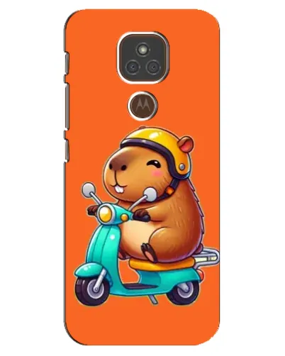 Чехол для Motorola MOTO E7 Plus с картинкой «Капибара на скутере»