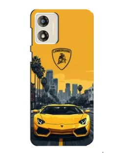 Чехол для Motorola MOTO G13 с картинкой «Желтый Lamborghini город»