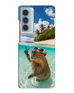 Чехол для Motorola MOTO G200 с картинкой «Капибара на море»