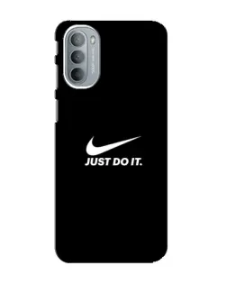 Чехол для Motorola MOTO G31 с картинкой «Минимализм от Nike»