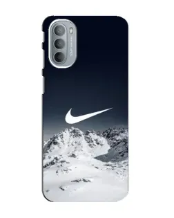 Чехол для Motorola MOTO G31 с картинкой «Nike — зимние горы»