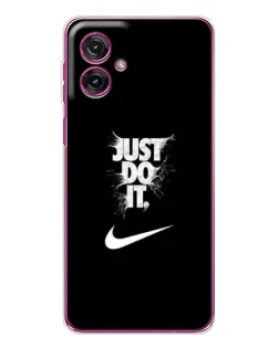 Чехол для Motorola Moto G55 с картинкой «Текстовый принт Nike»