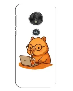 Чехол для Motorola MOTO G7 Play с картинкой «Капибара с ноутбуком»