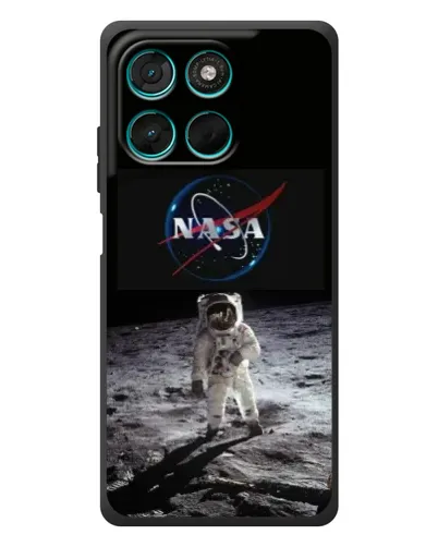 Чехол для Motorola Moto G77 с картинкой «Астронавт на Луне»