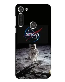 Чехол для Motorola MOTO G8 с картинкой «Астронавт на Луне»