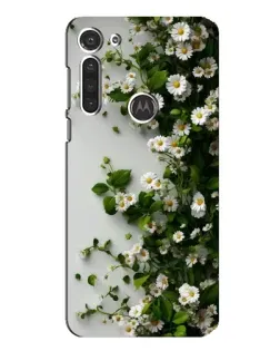 Чехол для Motorola MOTO G8 с картинкой «Ветка мелких белых цветов»