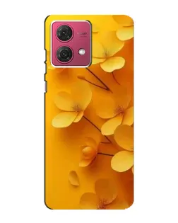 Чехол для Motorola MOTO G84 с картинкой «Золотые лепестки»