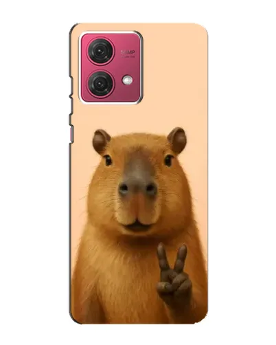 Чехол для Motorola MOTO G84 с картинкой «Капибара виктория»