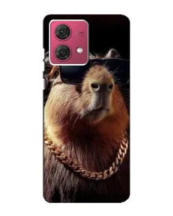 Чехол для Motorola MOTO G84 с картинкой «Капибара золотая цепь»