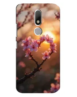 Чехол для Motorola Moto M с картинкой «Розовый цвет сердце на фоне заката»