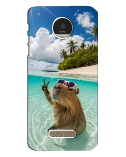 Чехол для Motorola MOTO Z с картинкой «Капибара на море»