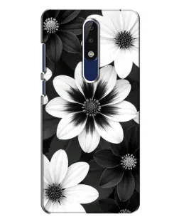 Чехол для Nokia 5.1 Plus (X5) с картинкой «Монохромные астры»