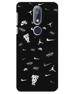 Чехол для Nokia 7.1 (2018) с картинкой «Nike Black Pattern»
